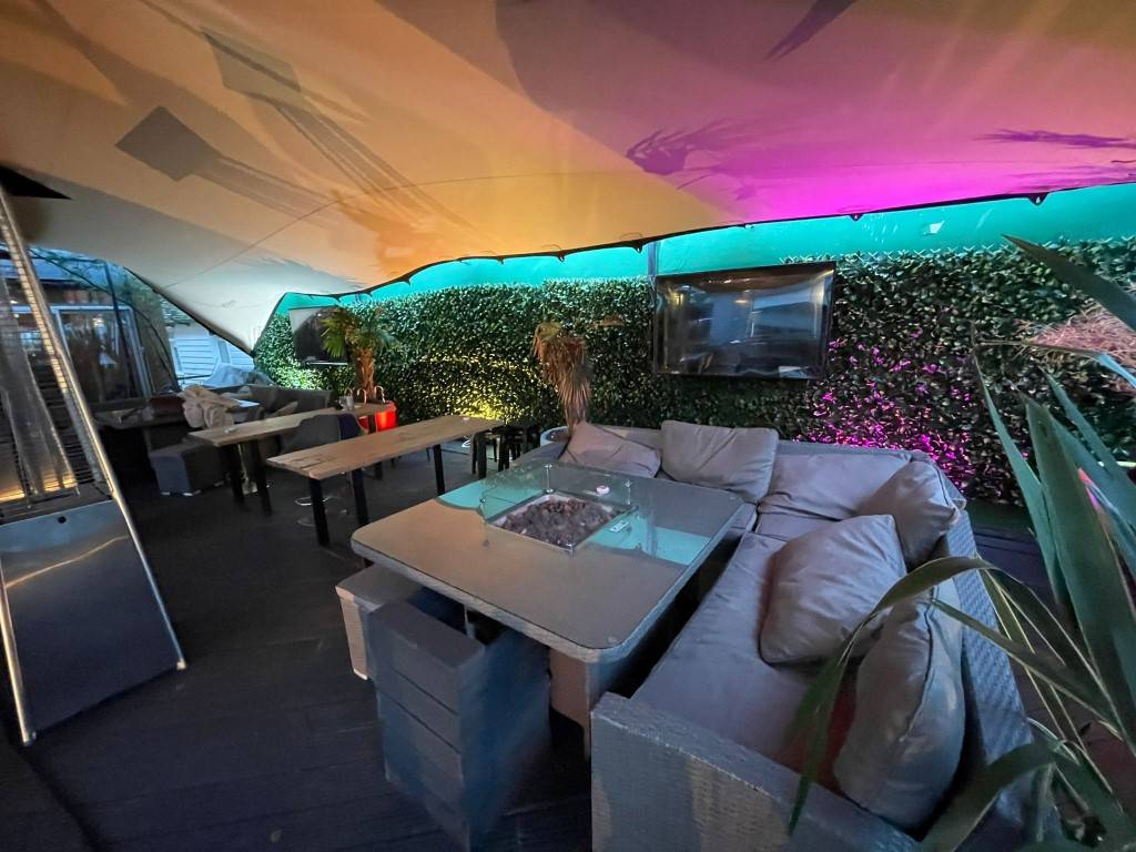 Commercial outdoor lighting