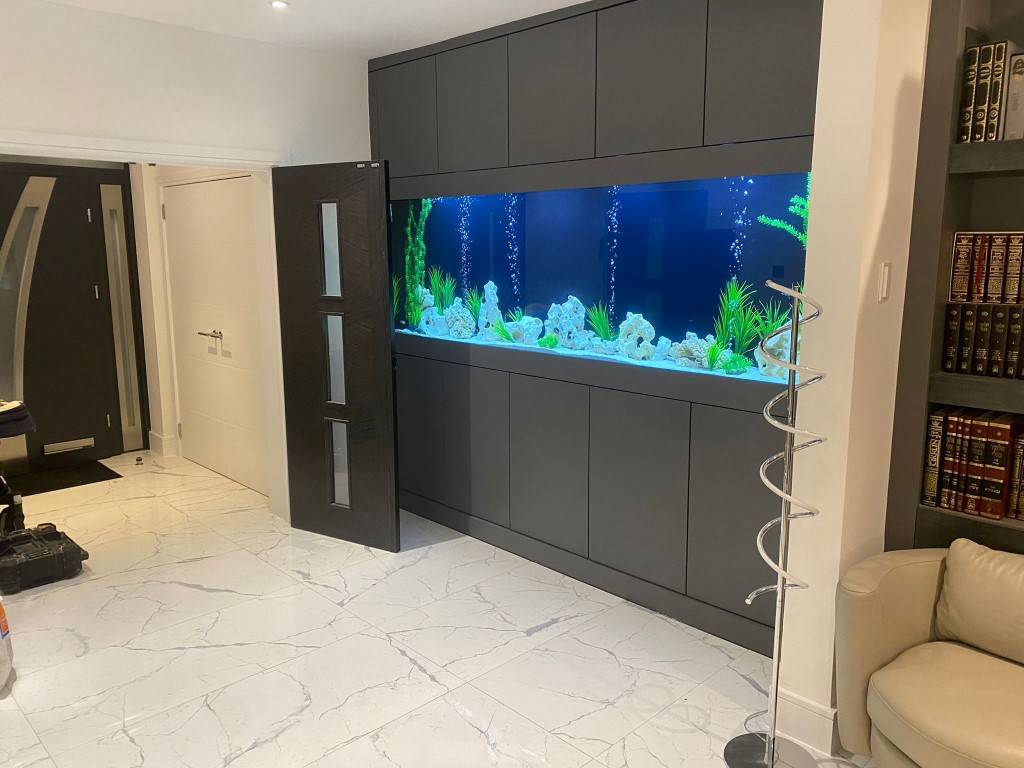 Home aquarium electrical
