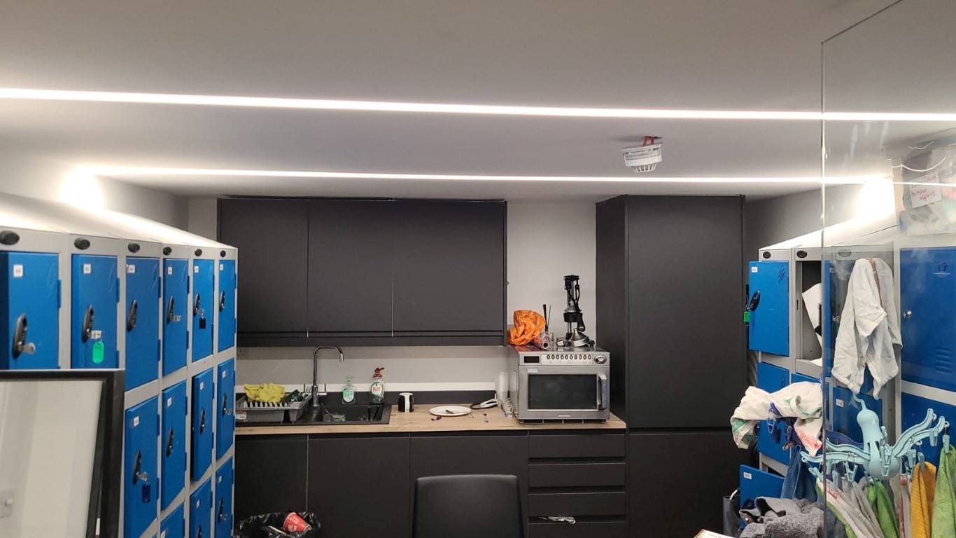 Home electrical installation
